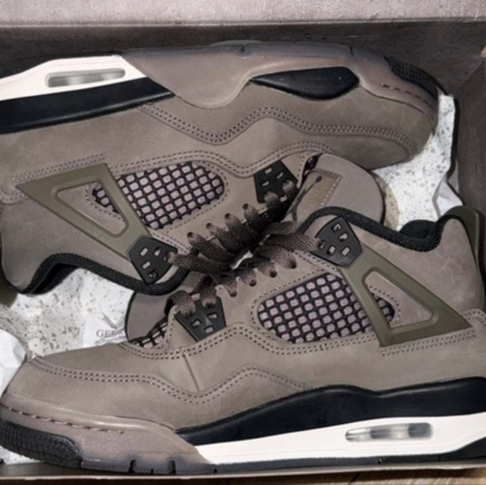Air Jordan 4 Retro OG Cave Stone Big Kids Size 7Y